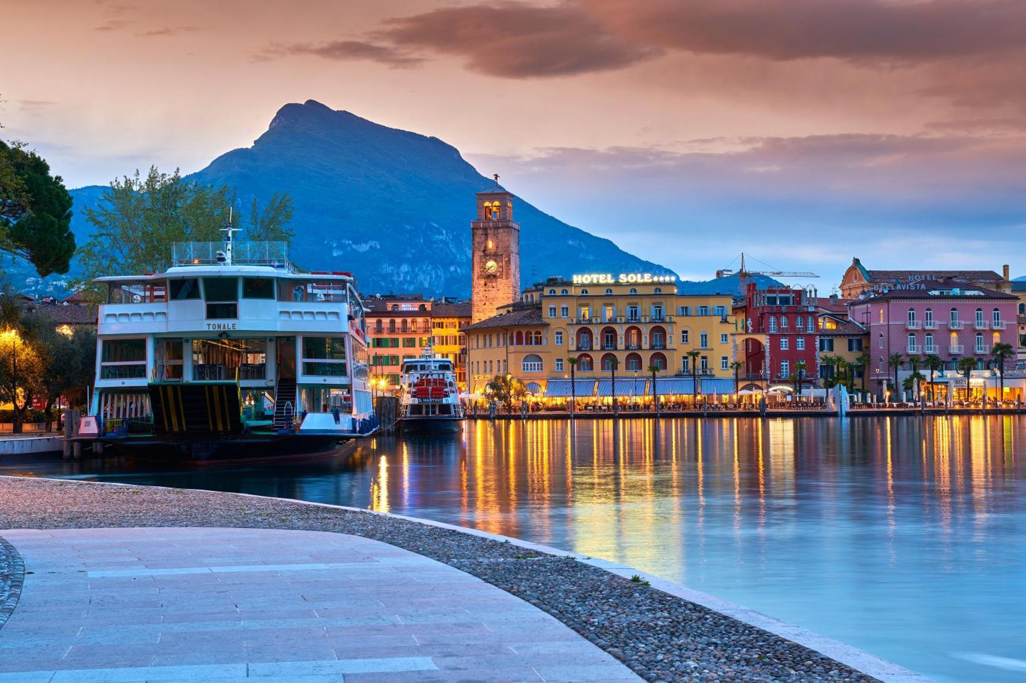 Riva Dante Apartment Riva del Garda Exterior foto
