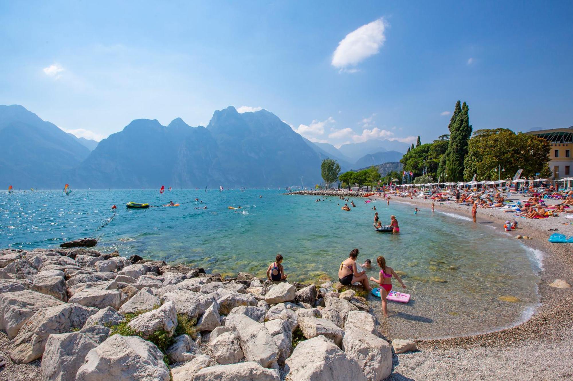 Riva Dante Apartment Riva del Garda Exterior foto