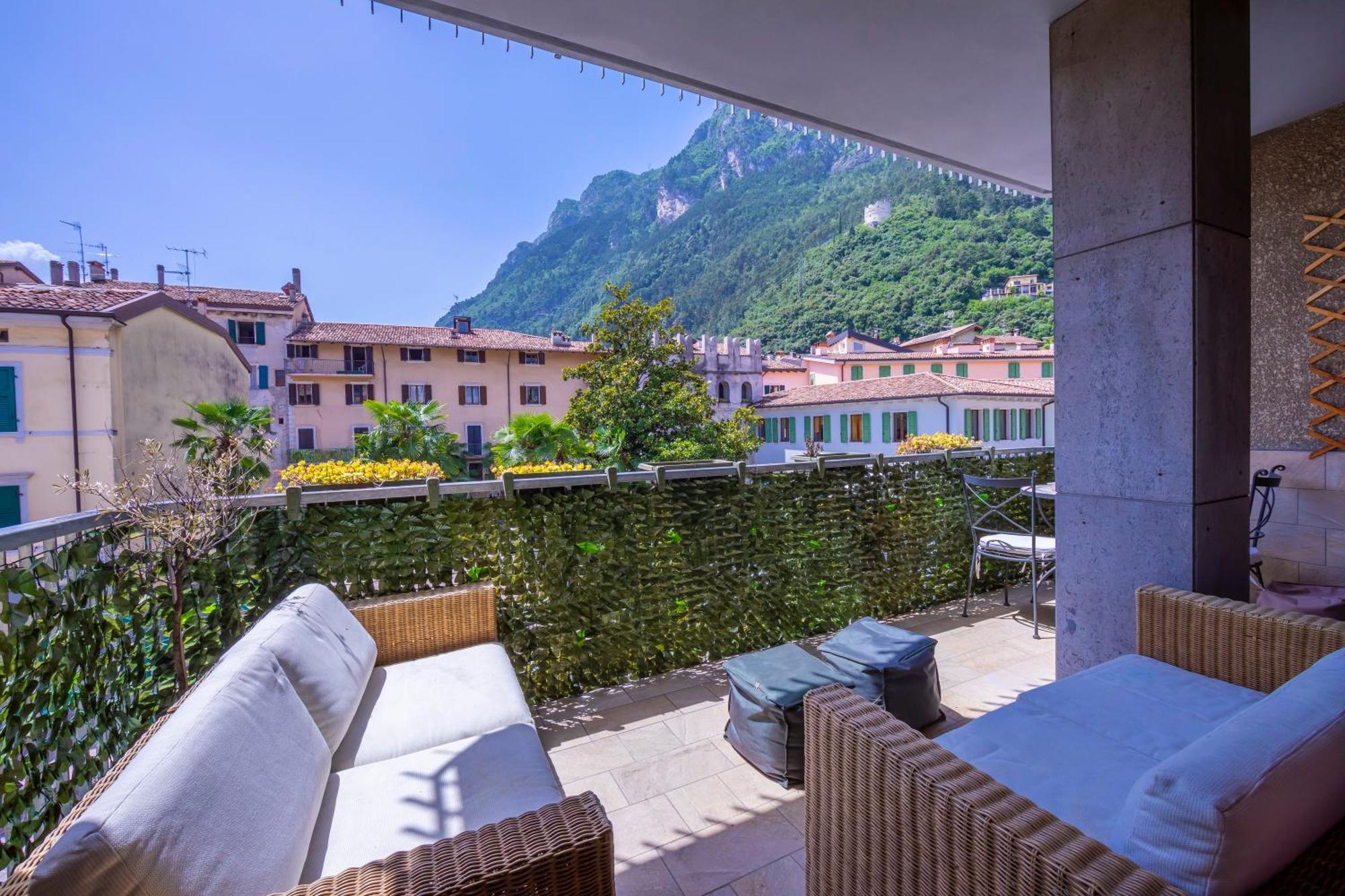 Riva Dante Apartment Riva del Garda Exterior foto